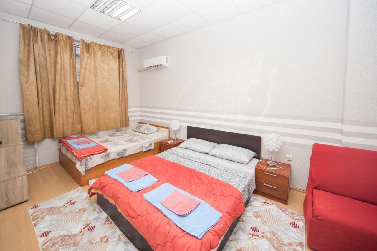 Summer Downtown Compact Basic Flat 1st Floor