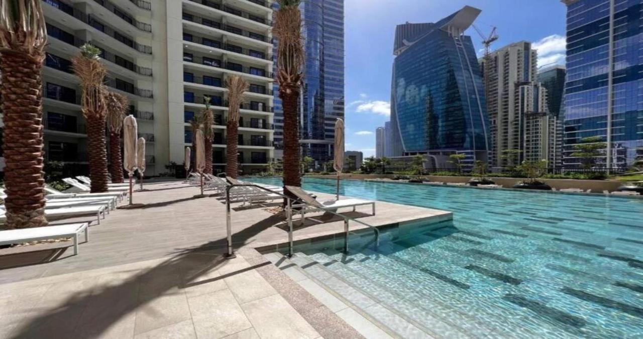 Modern 1br-City View-Near Metro Station-Business Bay