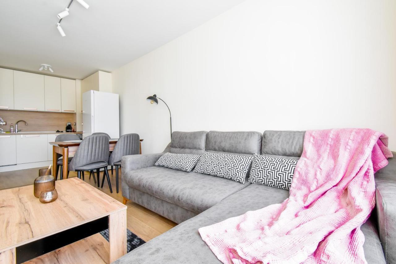 Contemporary City Stay by Flat Manager