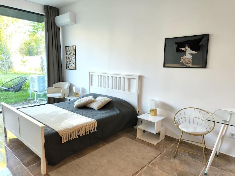 My Campus Studios, Free Parking, Self-check In