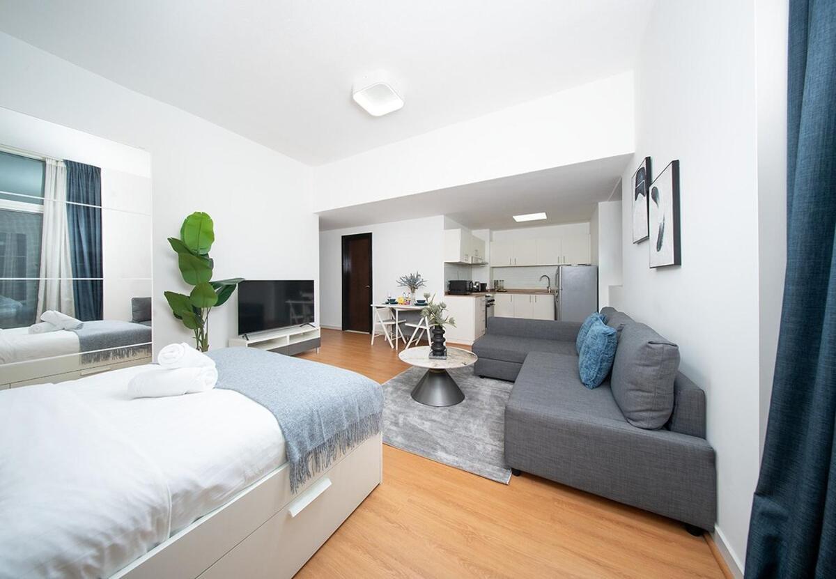 Dubai Silicon Oasis Getaway Elegant Studio with Pool & Free Parking Arabian Gate