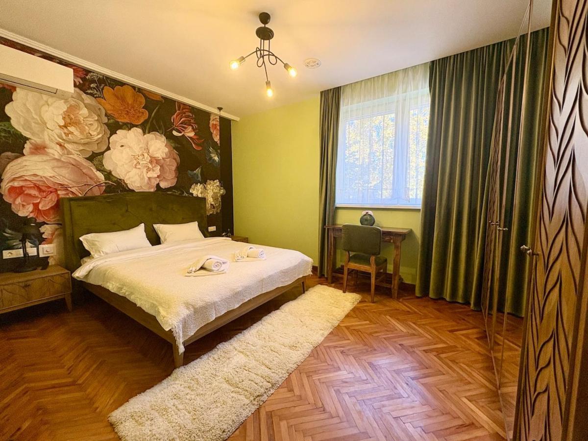 Boutique Central 2 Br Apartment