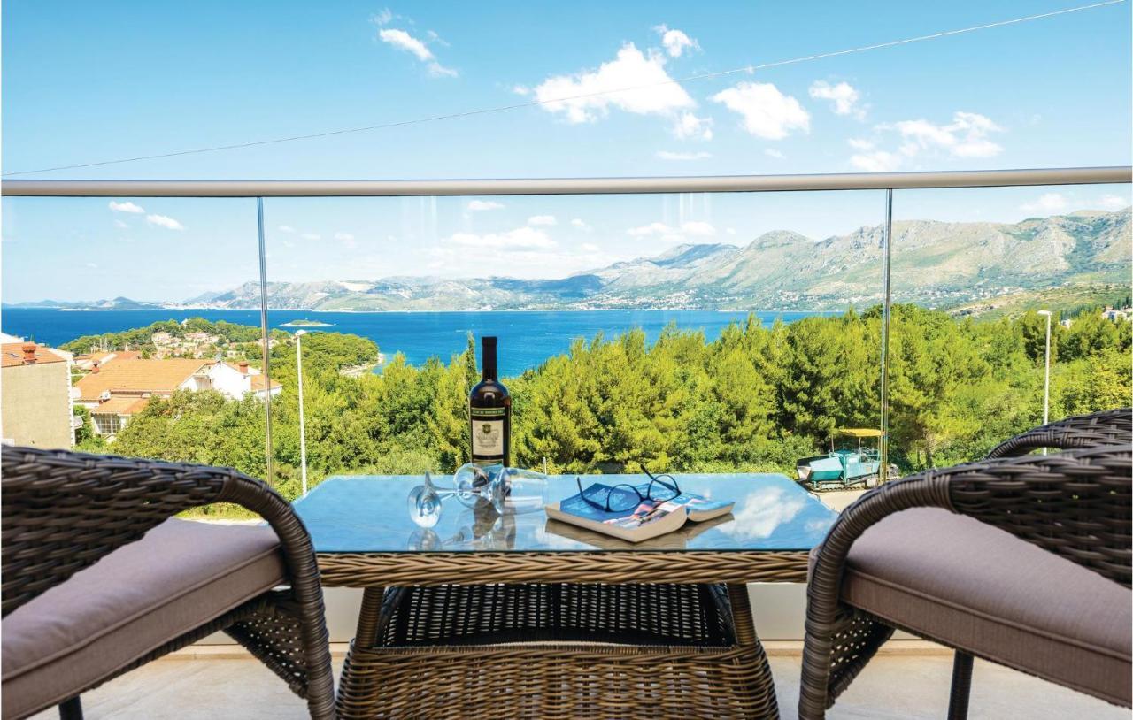 One-bedroom Apartment In Cavtat