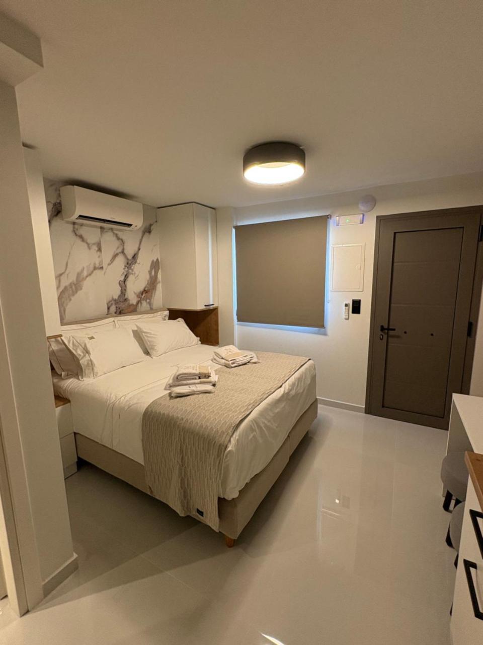 Nobby Skiathos Luxury Apartments