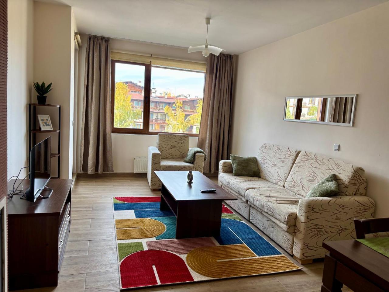 Snow Apartment Bansko Home2host