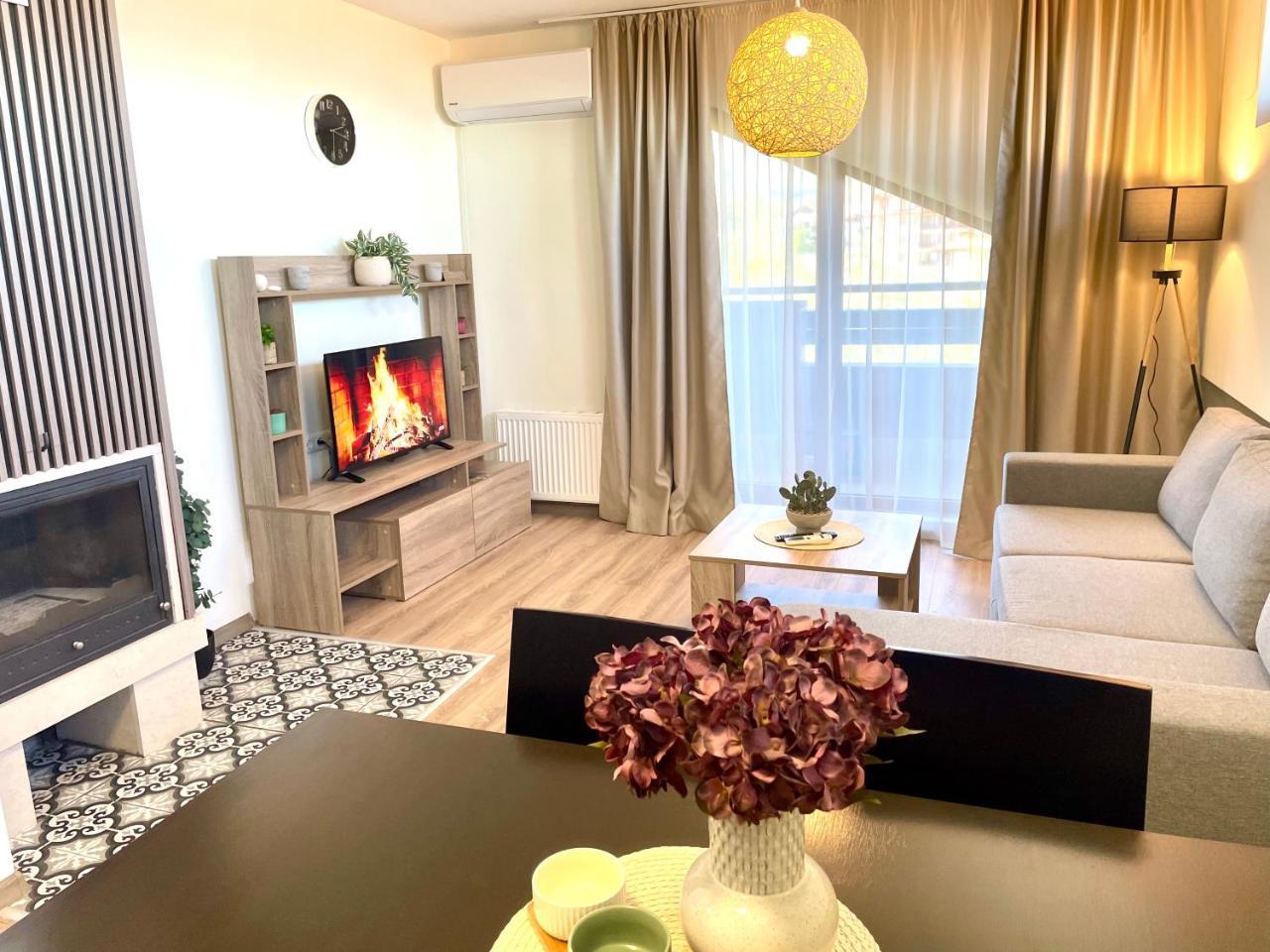 Mountain Escape In Green Life Bansko