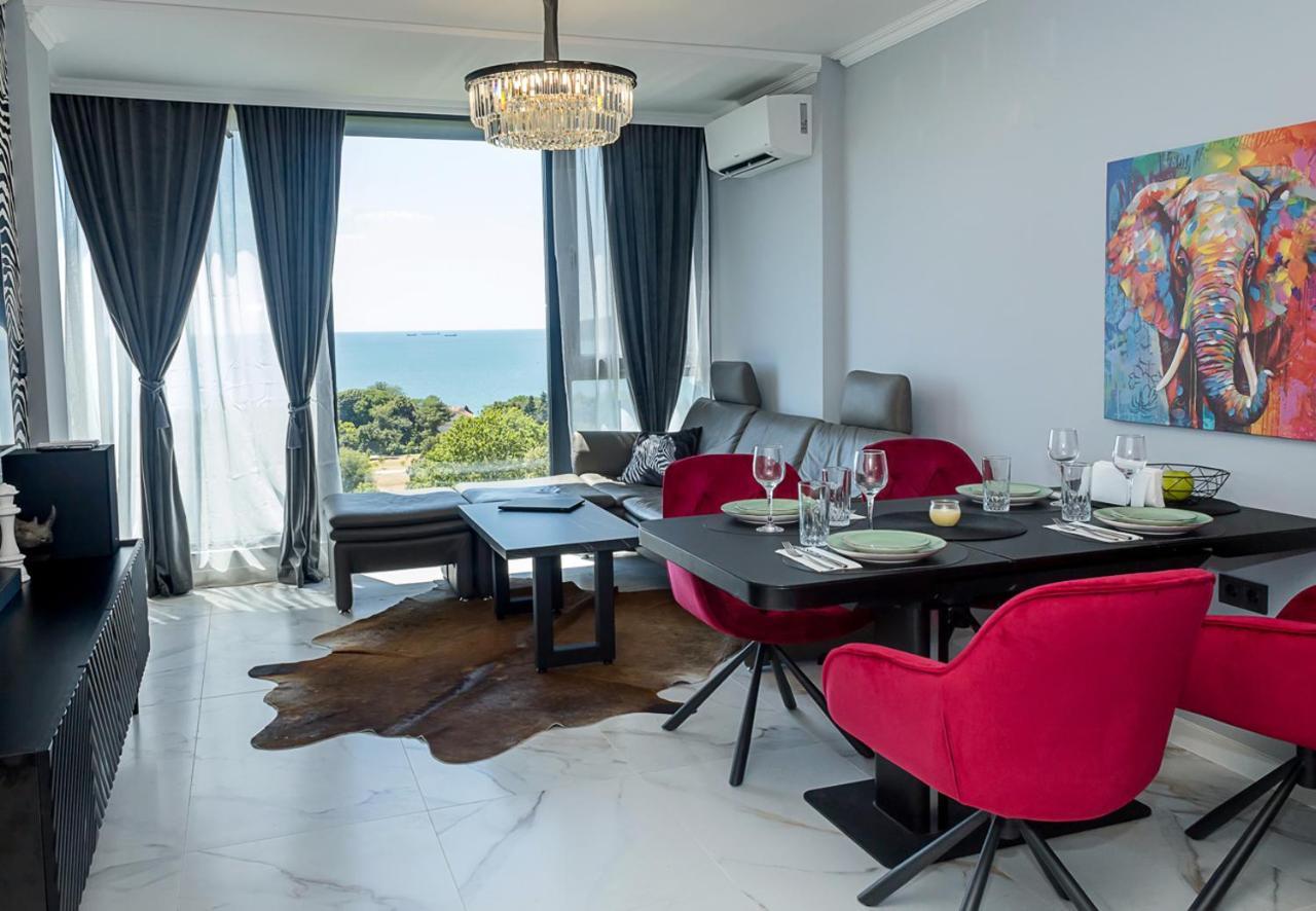 Royal View Luxury 2br Apartment With Sea Panorama by Flat Manager
