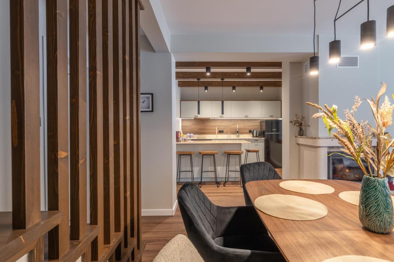 3 Spalni Elektrichesko Podovo Otoplenie Byrz Wifi Veranda V Gorata Warm Forest Nest Pamporovo