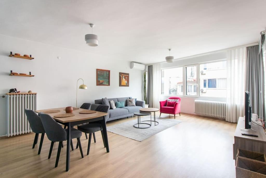 2br Bright Kadkoy Apartment & Ac In Every Room