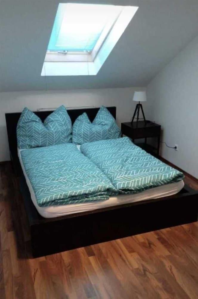 2br Apt Next To Vienna Vibrant Center