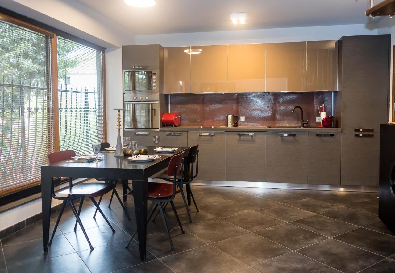 Cozy Flat With Two Bedrooms In Central Varna by Flat Manager