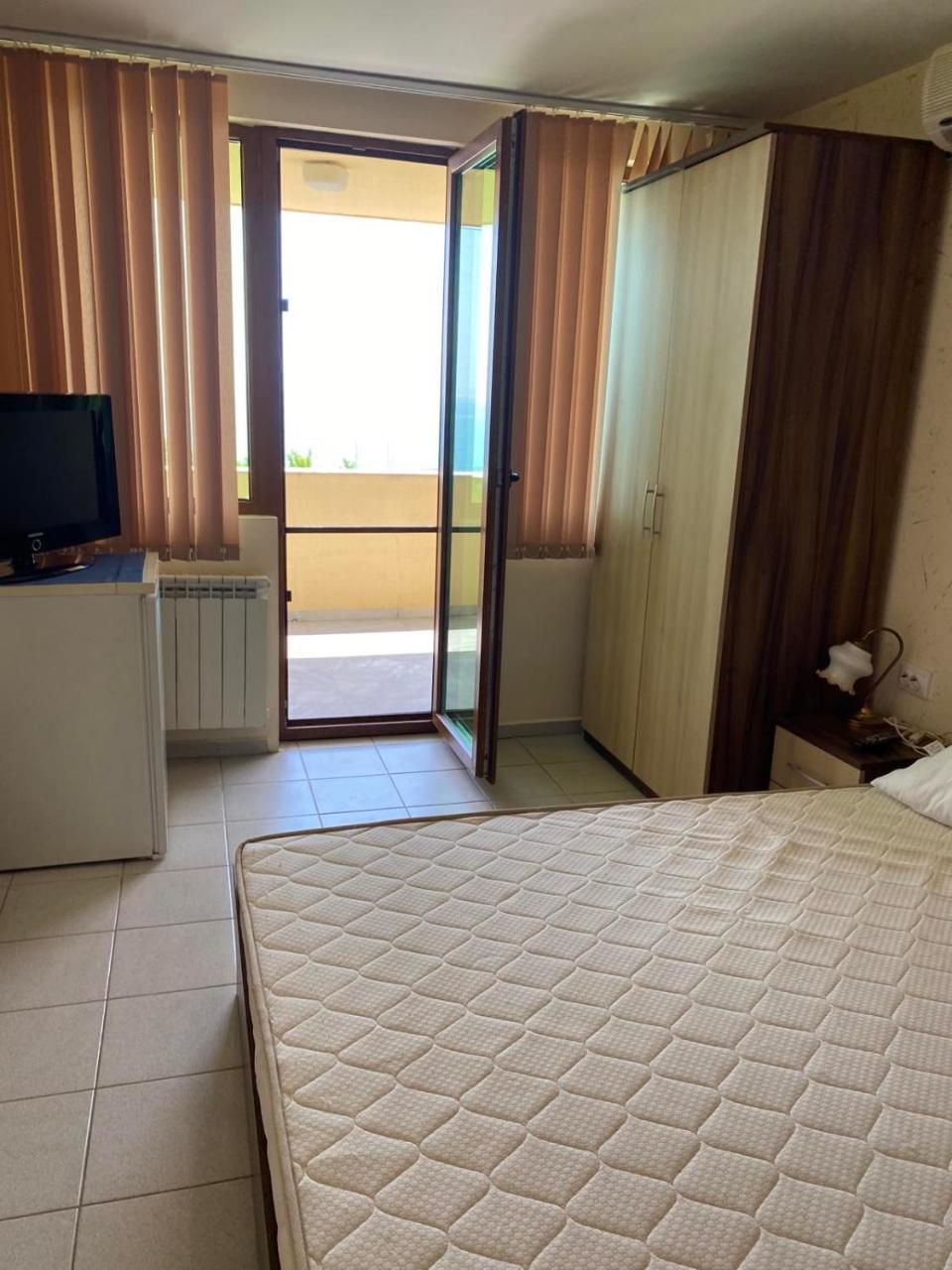 Stai Za Gosti Denkovi