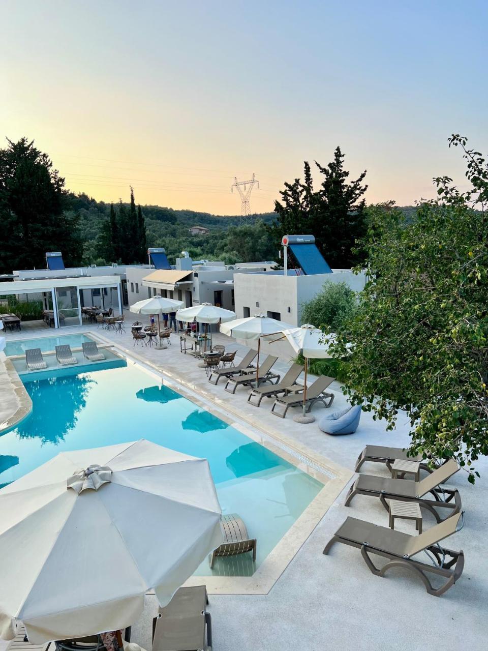 Nirikos Camping