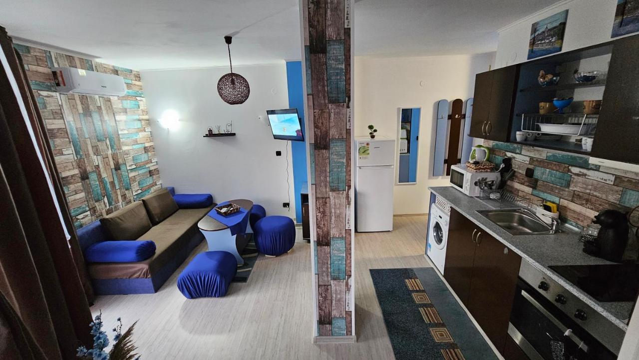 Apartment 16 Rainbow Holiday Complex