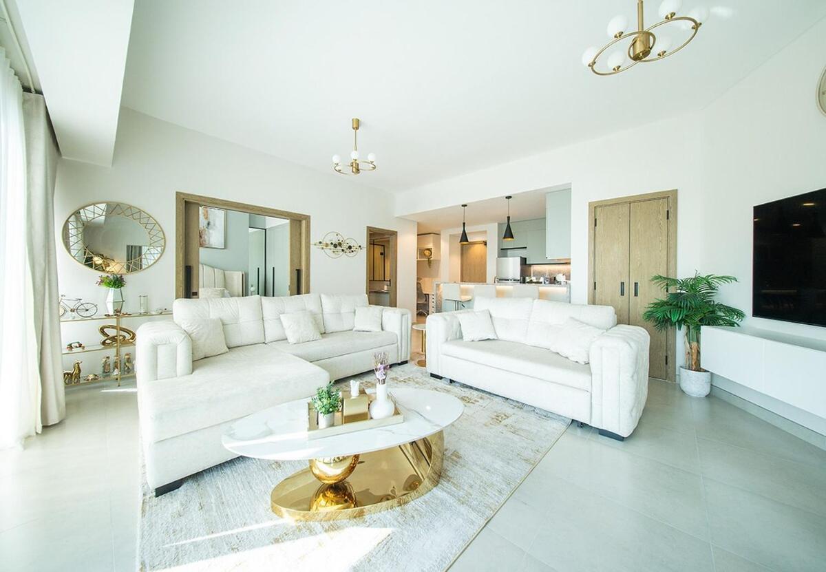 1 Bed in Golf Gate with Golf Course View