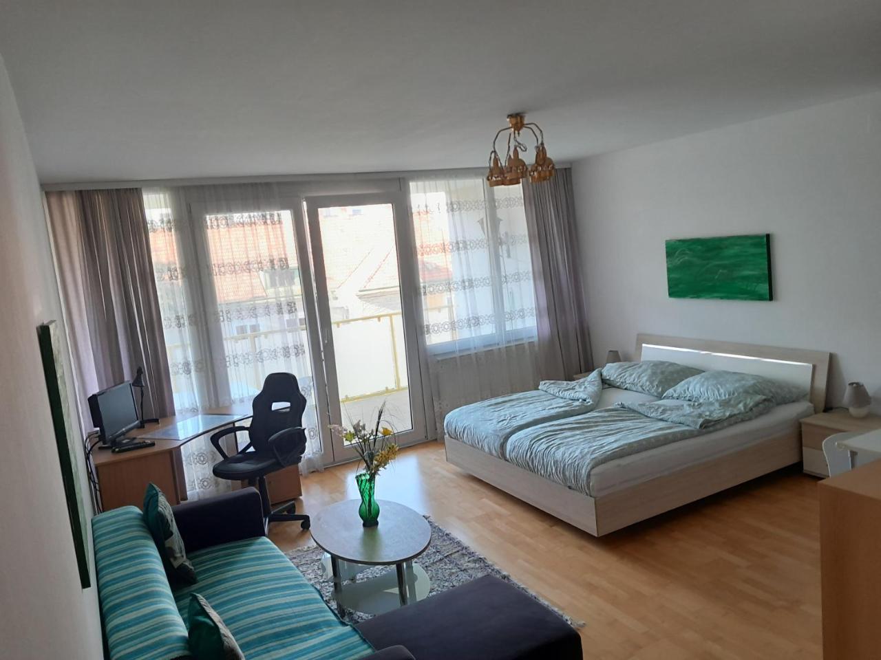 Serviced Apartment With Sunny Balcony