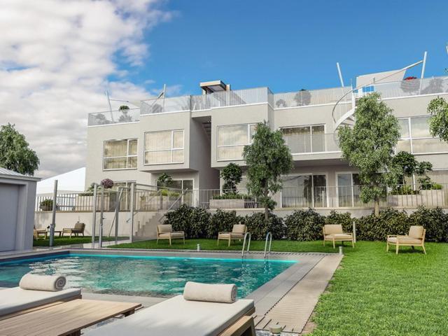 Balcony/pool/free Parking Garage Studio