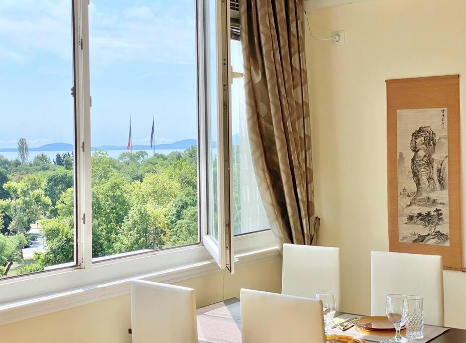 Alonia Your Burgas Shelter by The Park & Beach