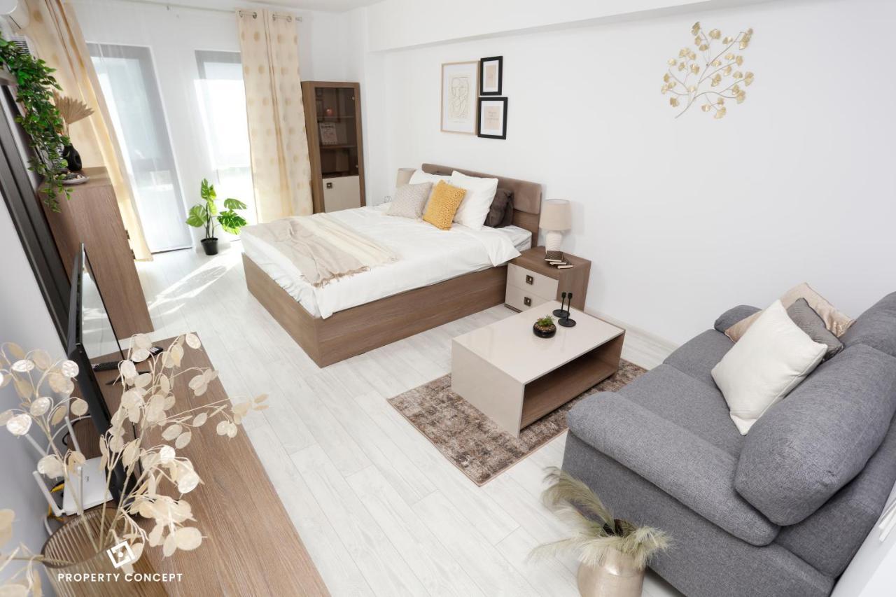 Flh Park Residence Concept Studios 7 & 10