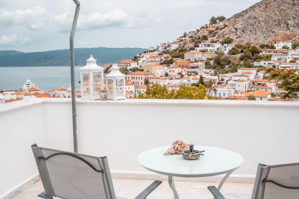 Sunset Studio Hydra Dream Houses