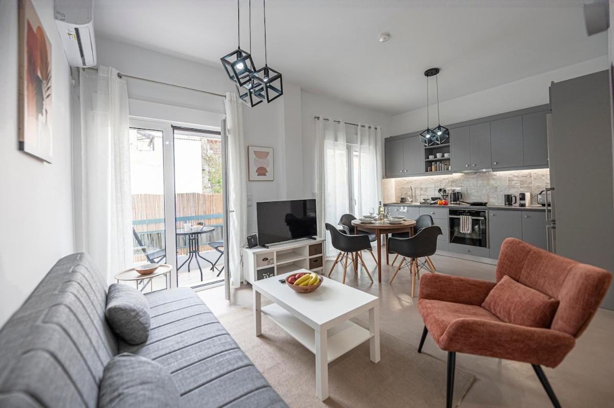 Athens 2bdr Keramikos Home With Space & Comfort