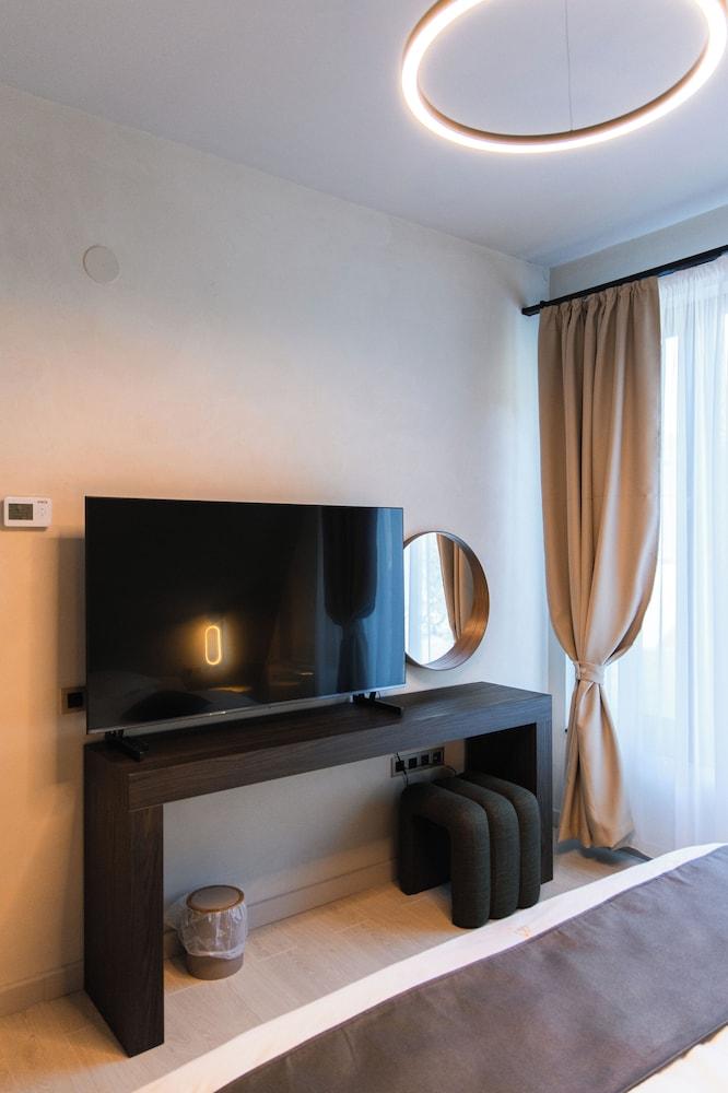 Twin Vista A-frame Cabins