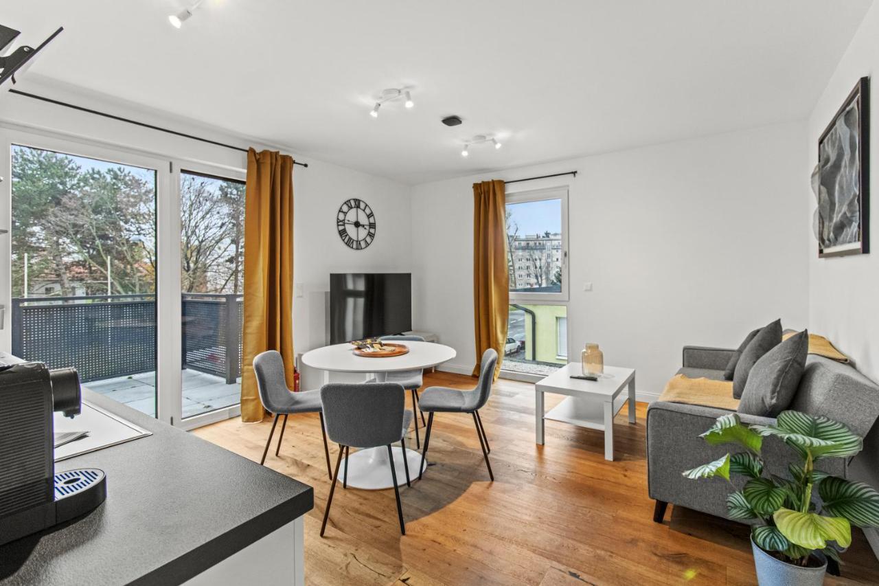 Noblenest Cozy Parkplatz Terrasse Kuche