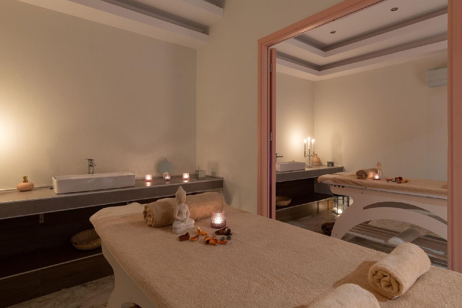 Costa Lindia Blue Star