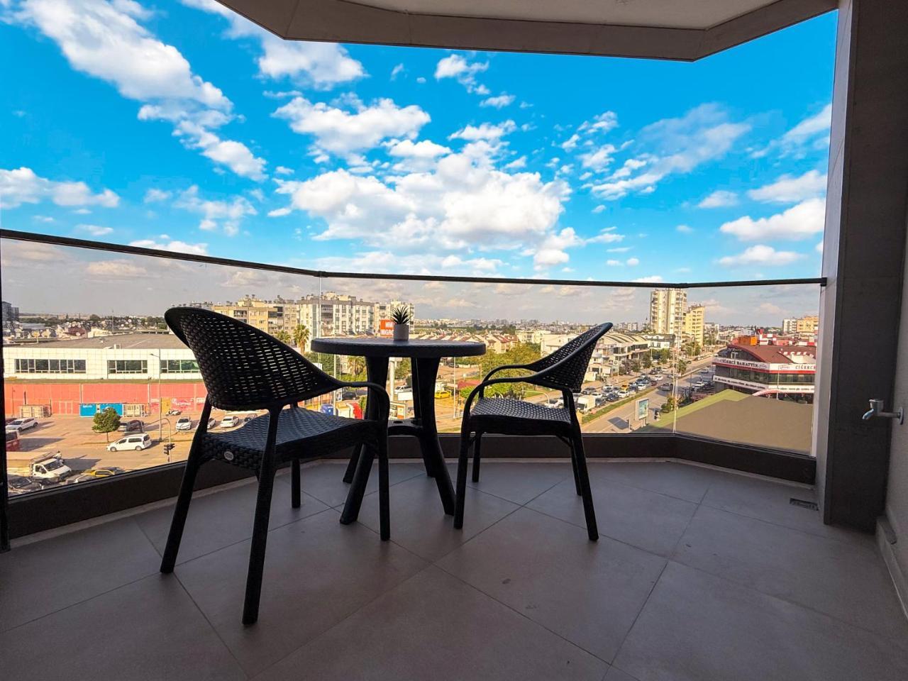 Letstay Corner Suites