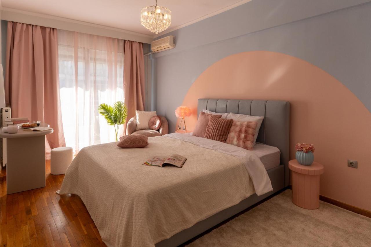 Stylish 3 Bedrooms Apartment With Balcony In Central Thessaloniki