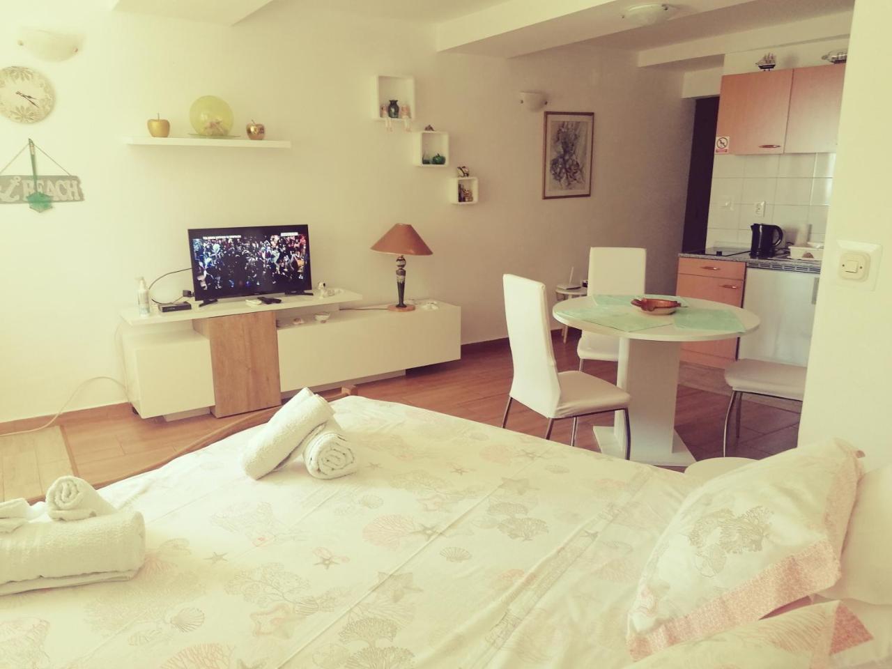 Apartment Lju On The Beach
