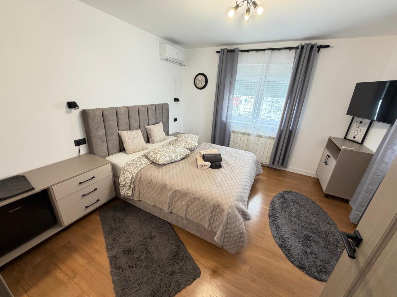 Camera Cu Baie Privata Suceava