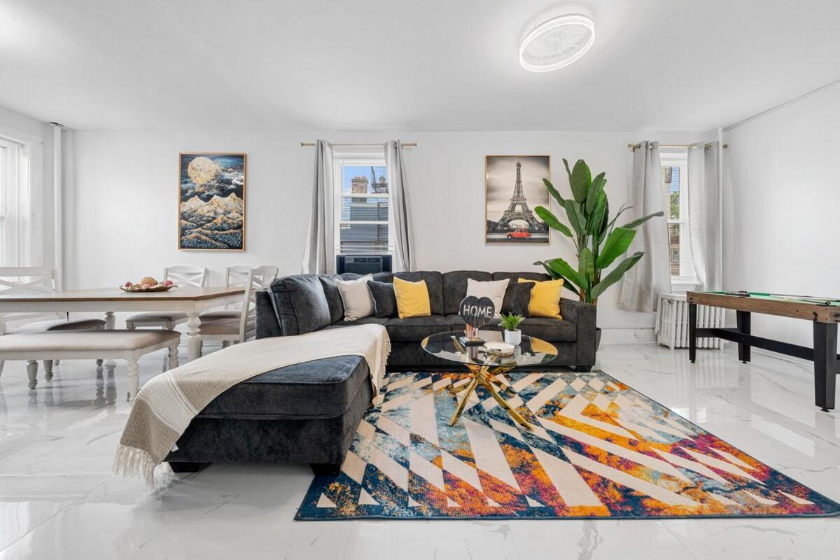Modern-6 People To Sleep-15 Min From Nyc-Private Parking