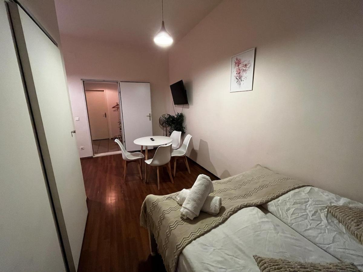 Bright Viennese Apartment For 5 Guests I Top Location