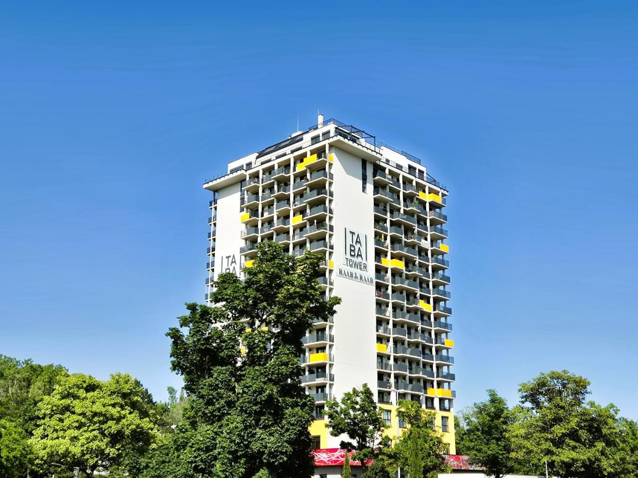 Parkapartment Mit Grunblick Nahe Zentrum