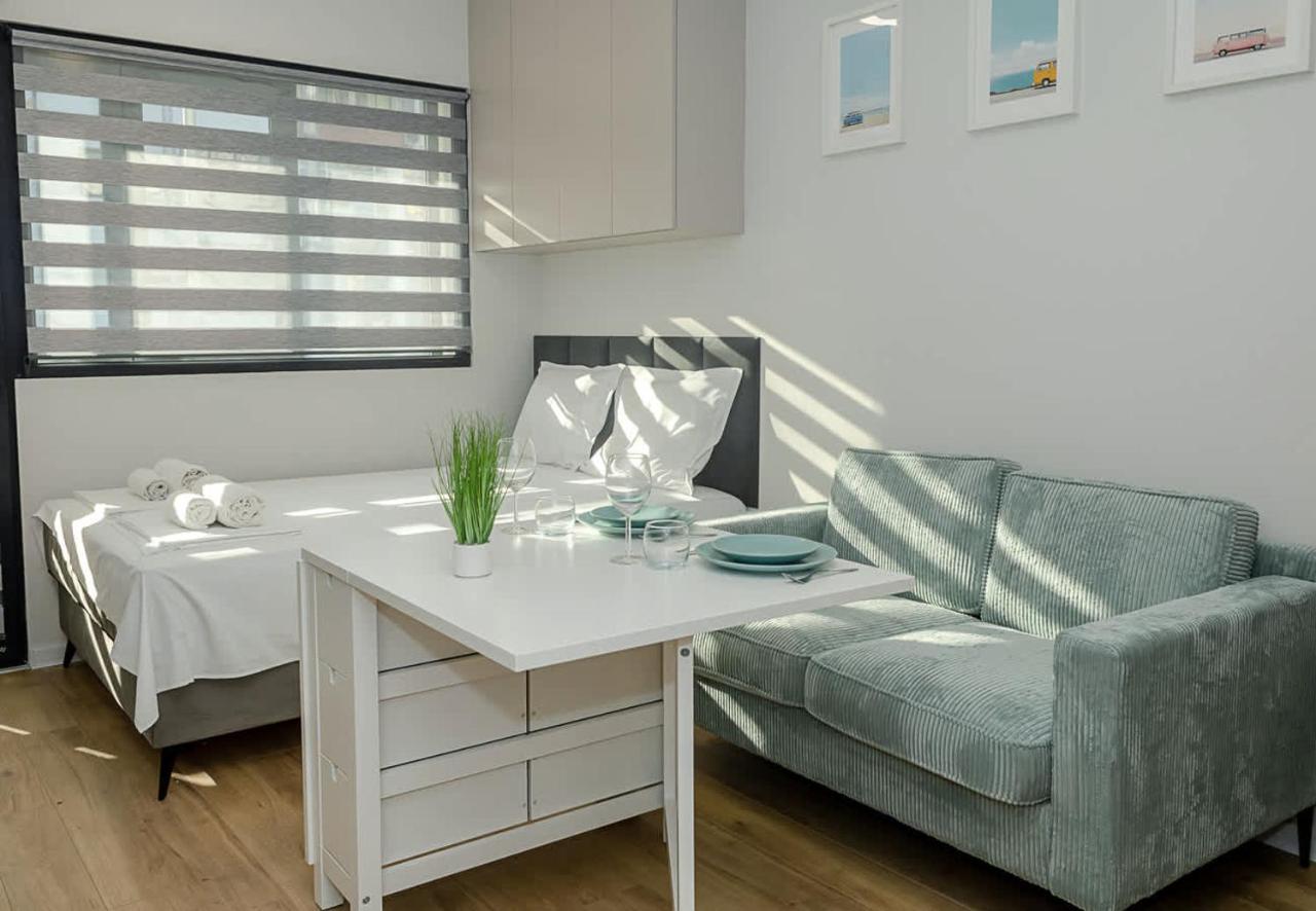 Stylish City Studio Red Square Area Top Location by Flat Manager