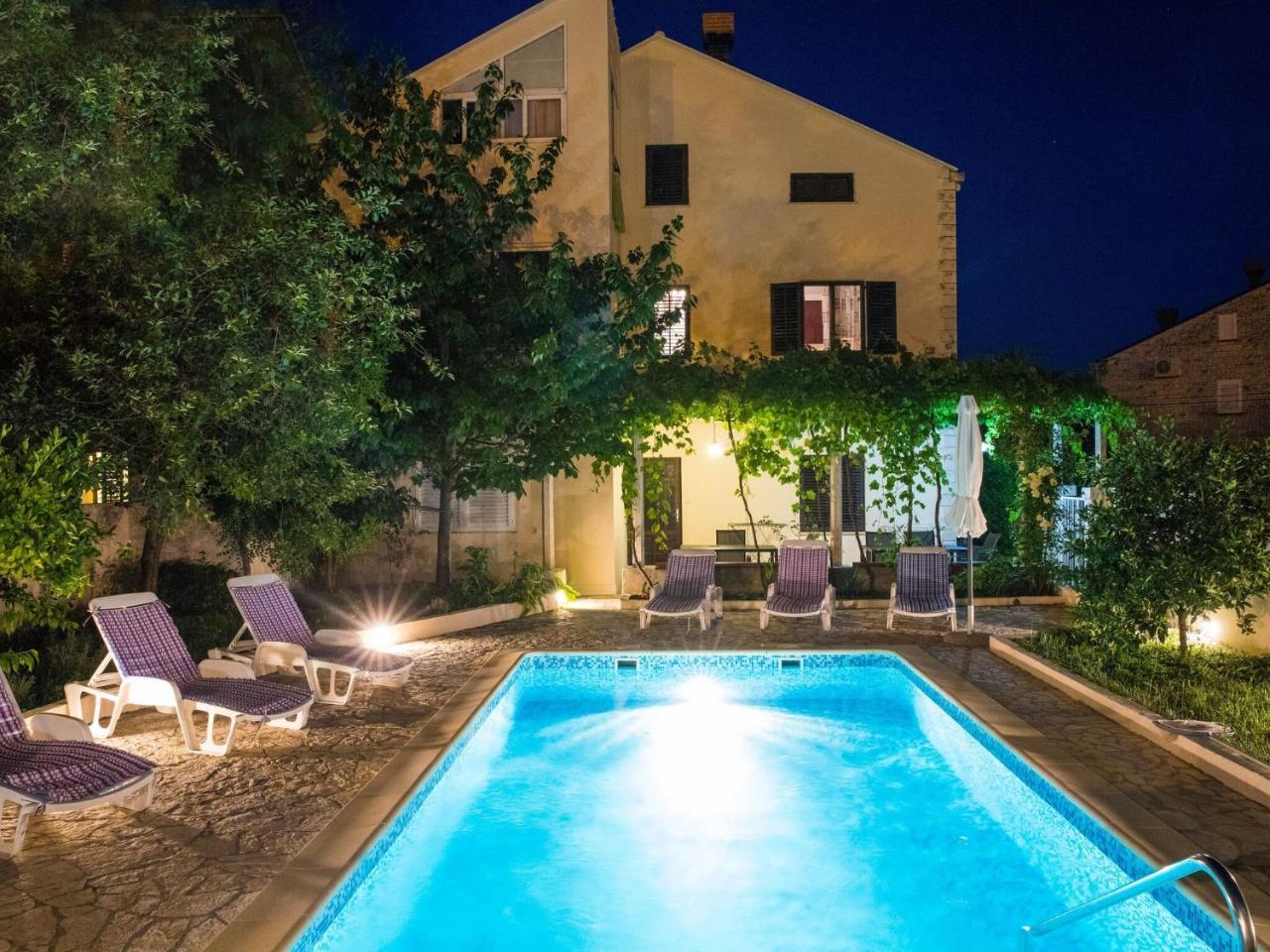 Villa Roza One-bedroom Apartment