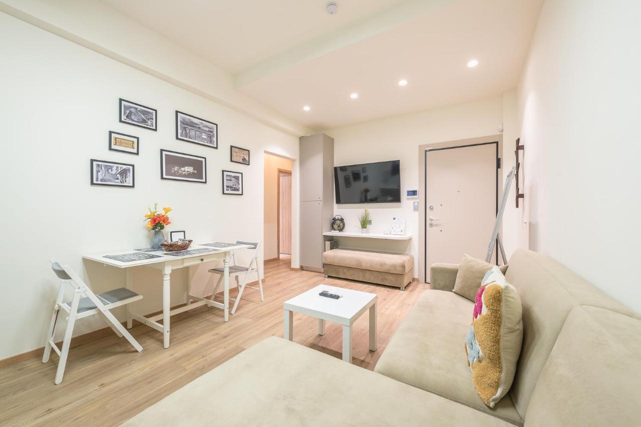 Panathenaic Stadium by Greece Apartments