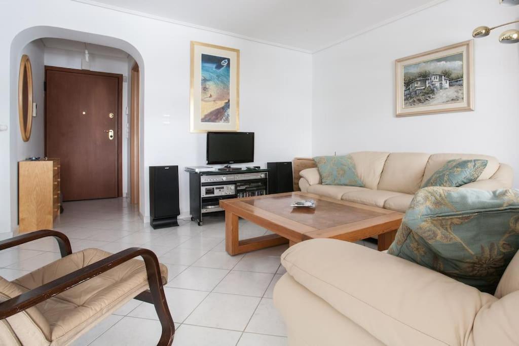 10min Walk From Acropolis !!!