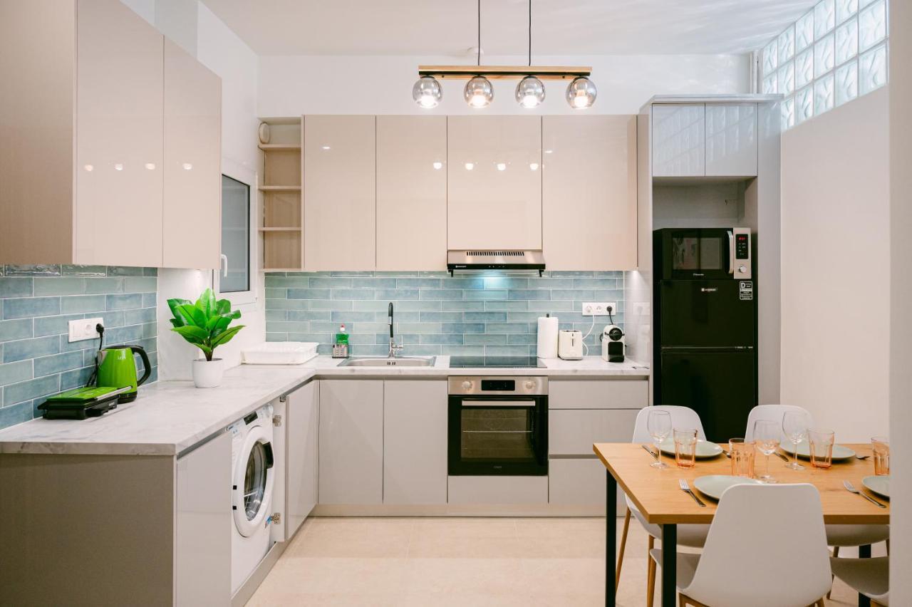 Spacious House In Nea Smyrni