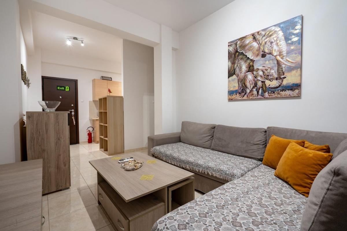 City Base For 2 Kolonos Near Metro by S