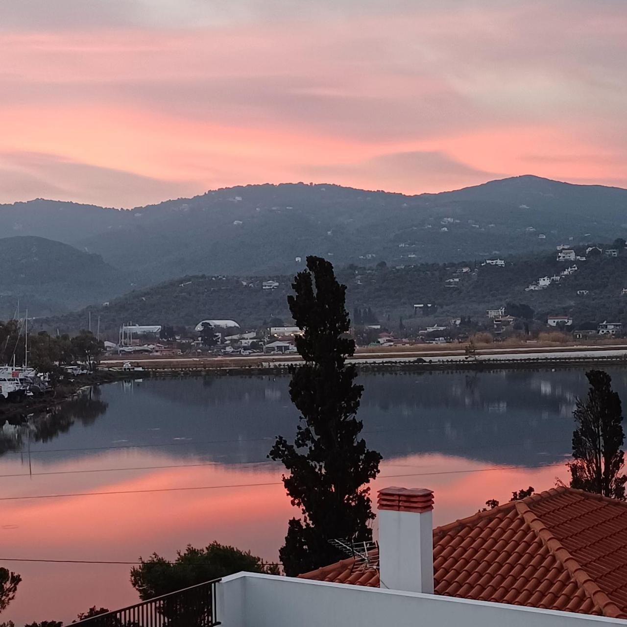 Skiathos Lagoterra Apartments