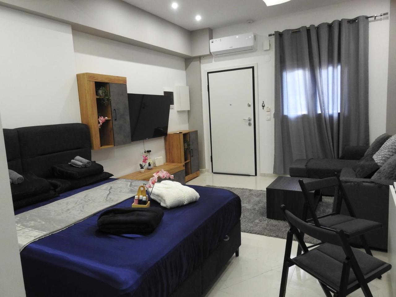 Antonio's Luxury Studio