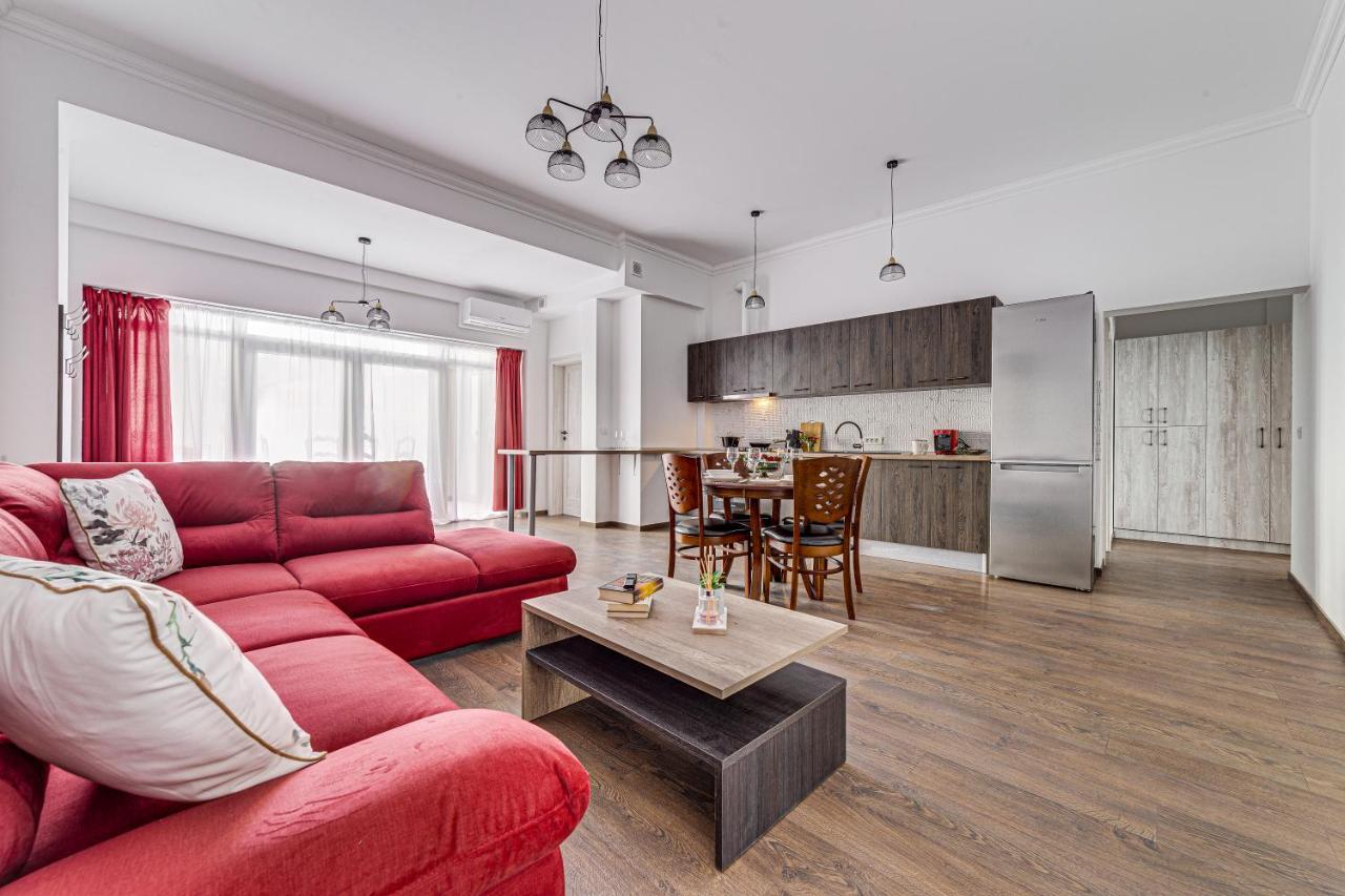 Ari Central Grand Apartment