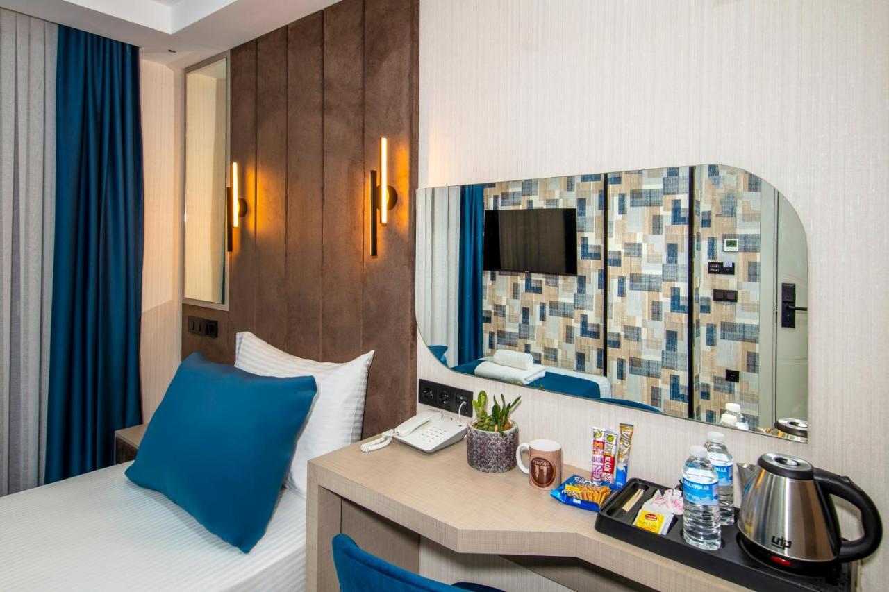 Cosinus Airport Hotel