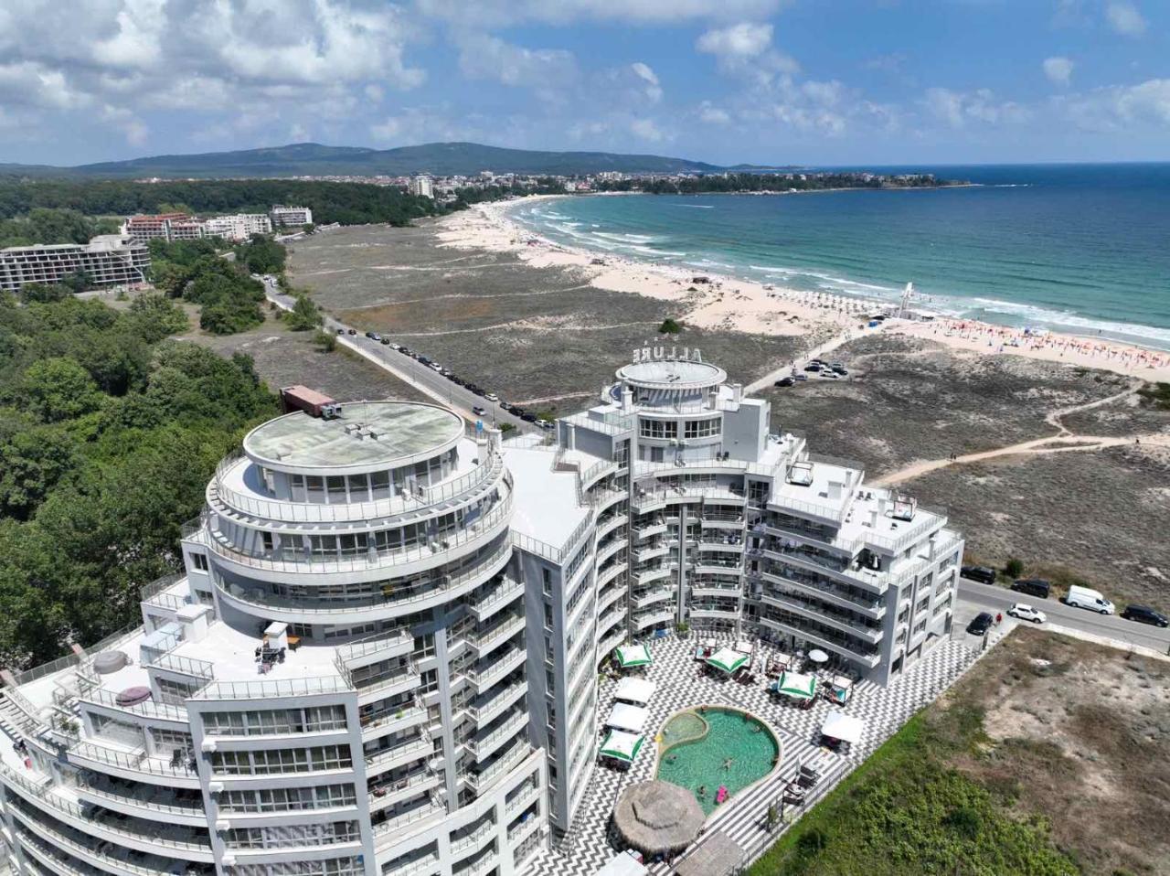 Allure Beach Resort Aparthotel