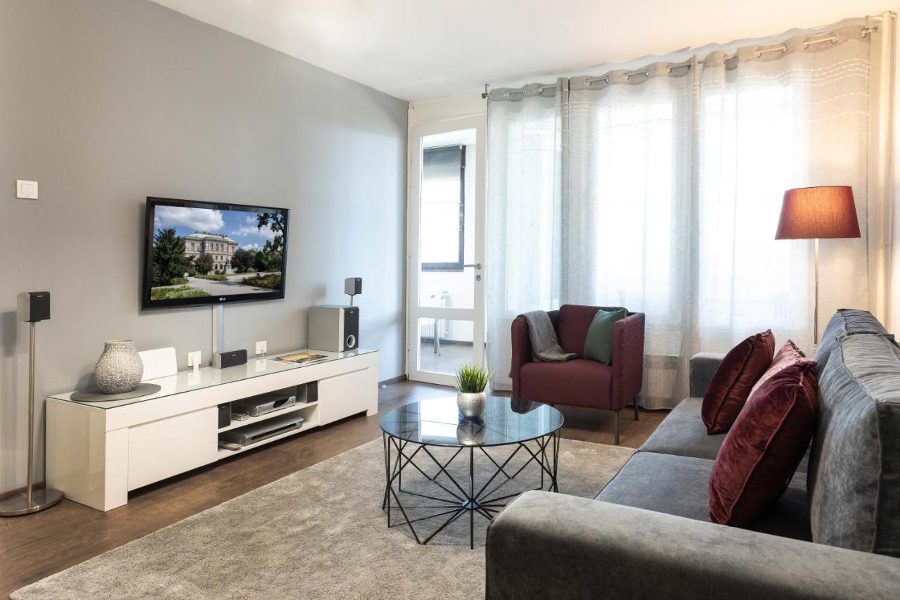 Modern Apartment Near Faculty Of El. Engineering