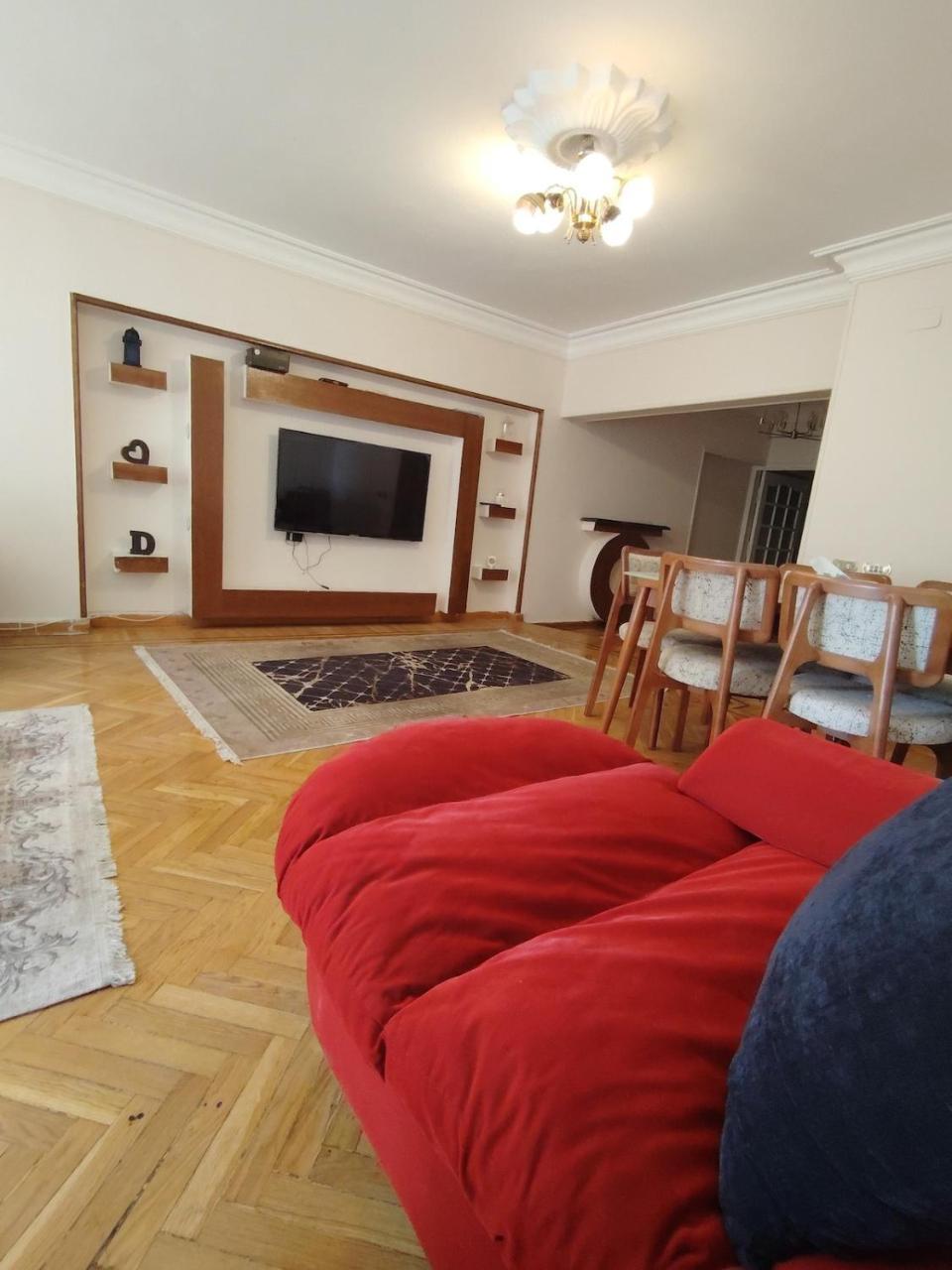 Luxury Apartment with a Nile View in Maadi