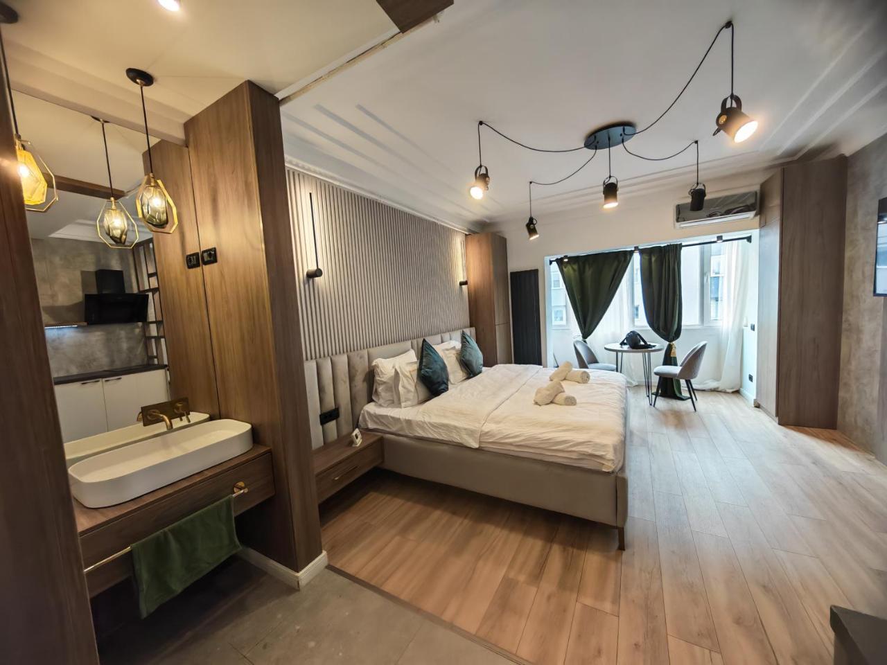 The Golden Pearl by Sattal Near Radisson Blu