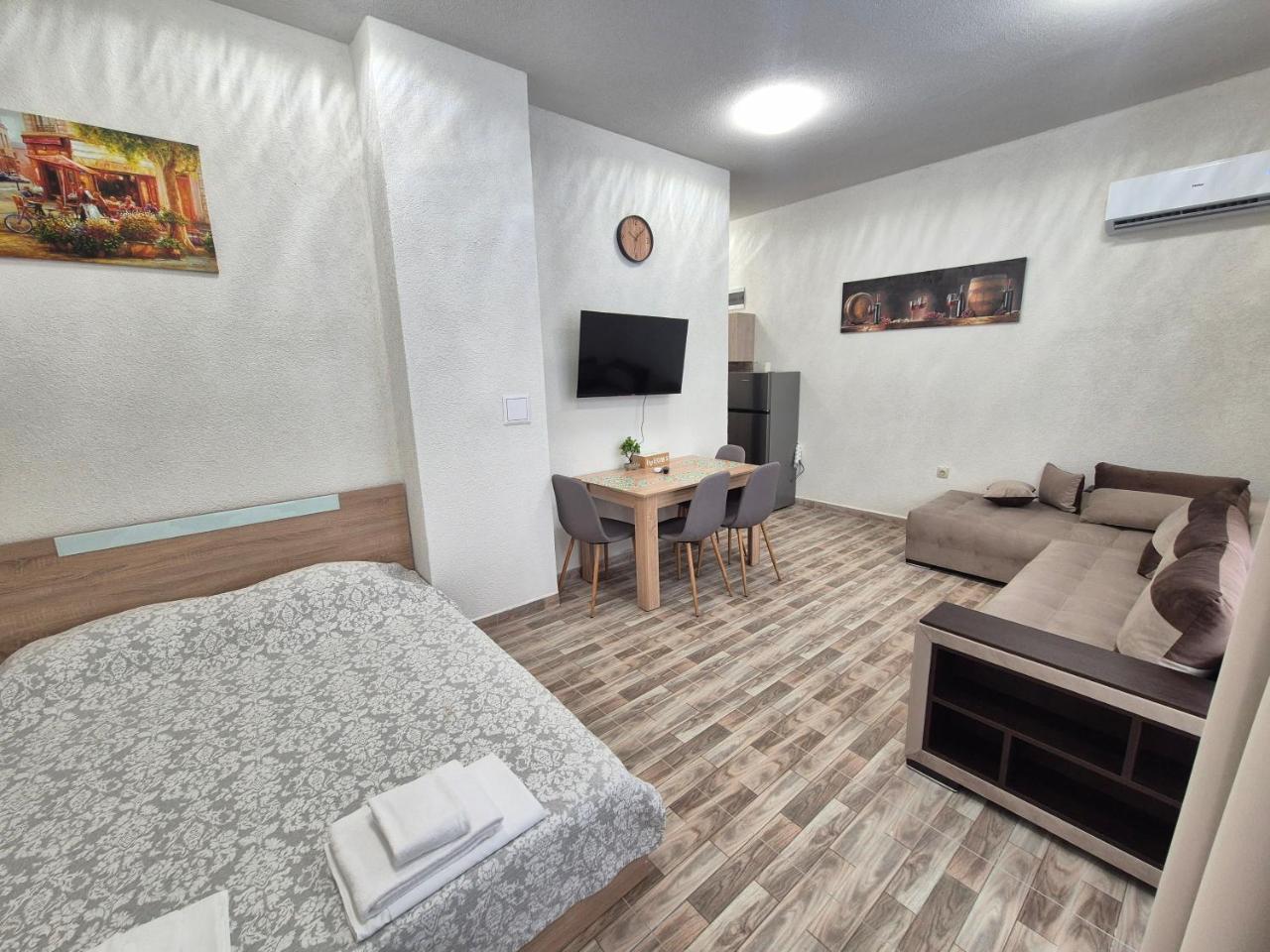Studio Lazur Pomorie